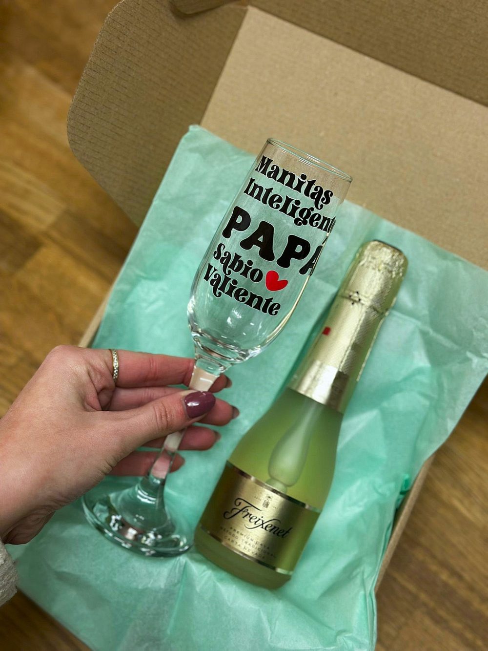 Alternative view of Kit cava para papá