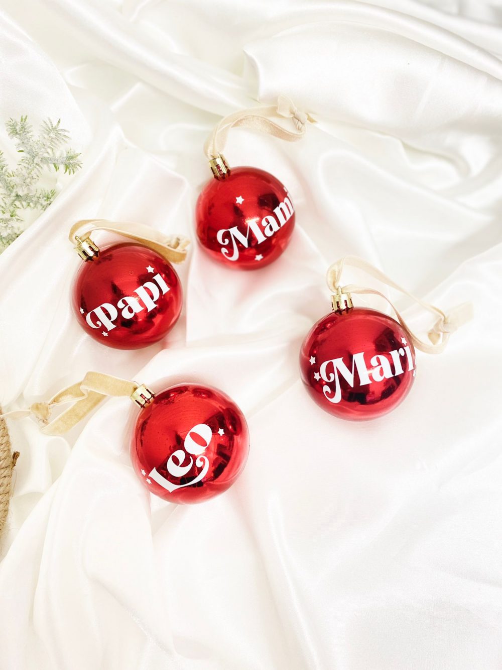 Bola de Navidad roja personalizada