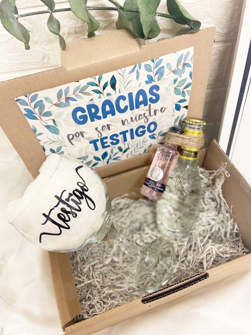 Kits y regalos personalizados para bodas