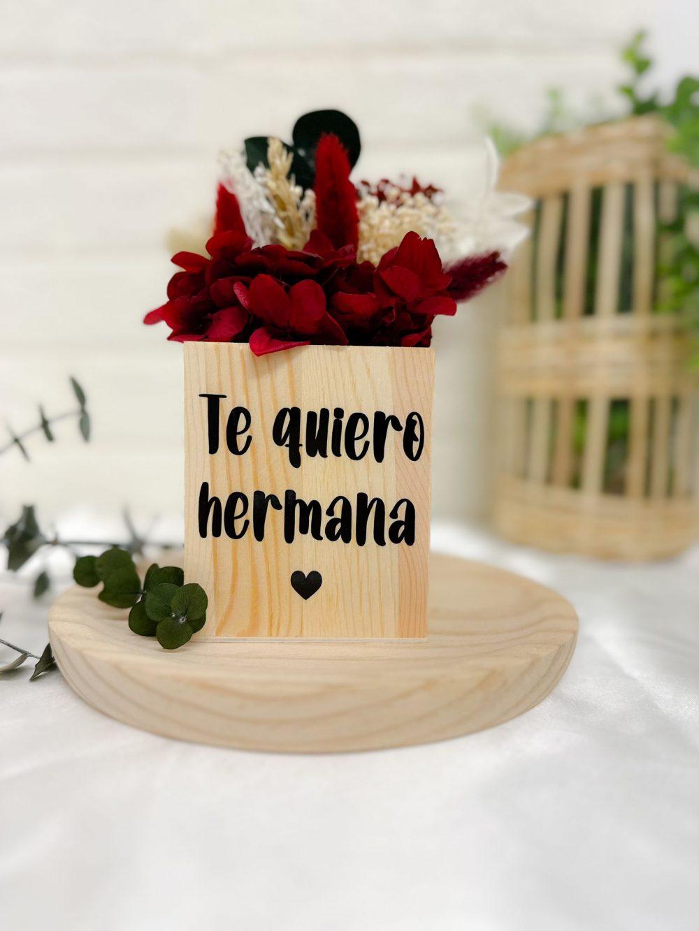 Centro de flores preservadas