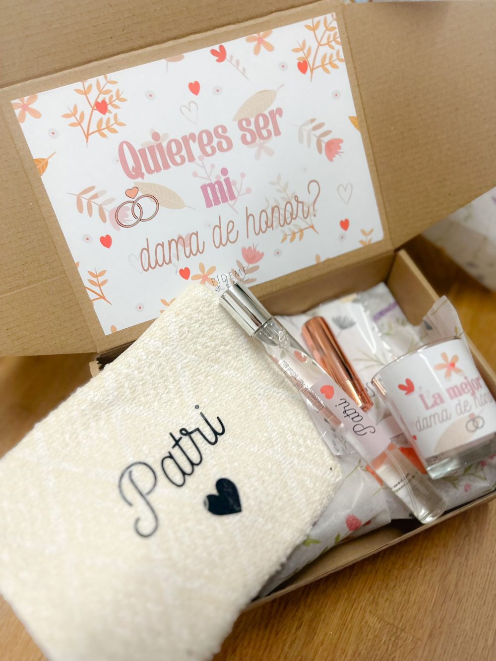 Alternative view of Kit ''¿Quieres ser mi dama de honor?''