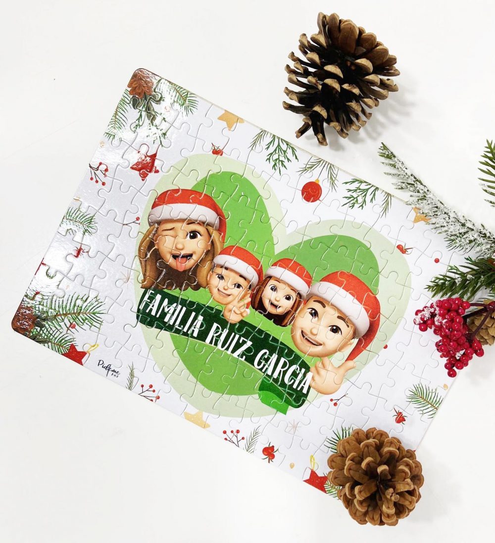 Puzle familiar con emojis navideños
