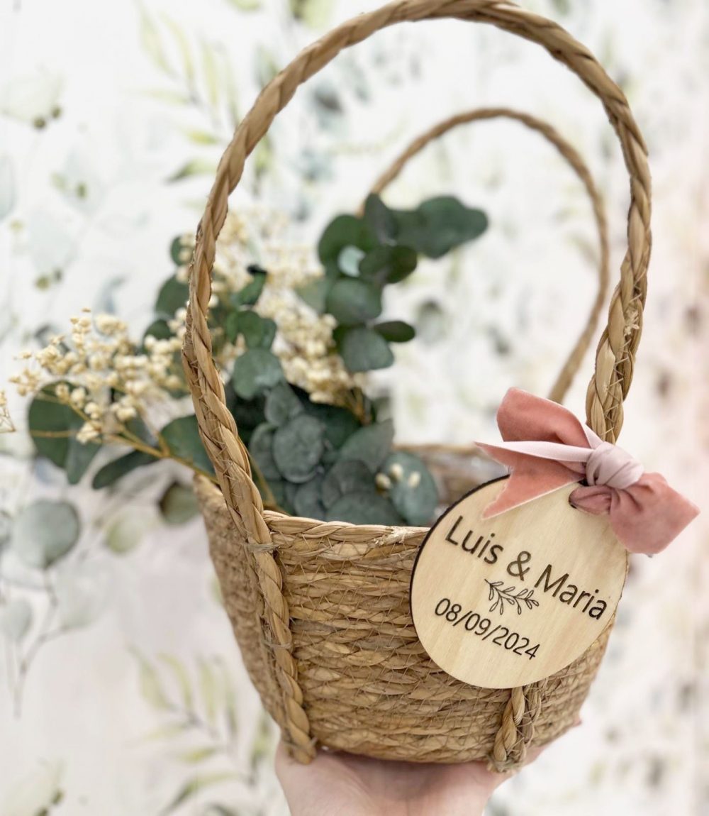 Alternative view of Cesta para damas de honor con flores preservadas