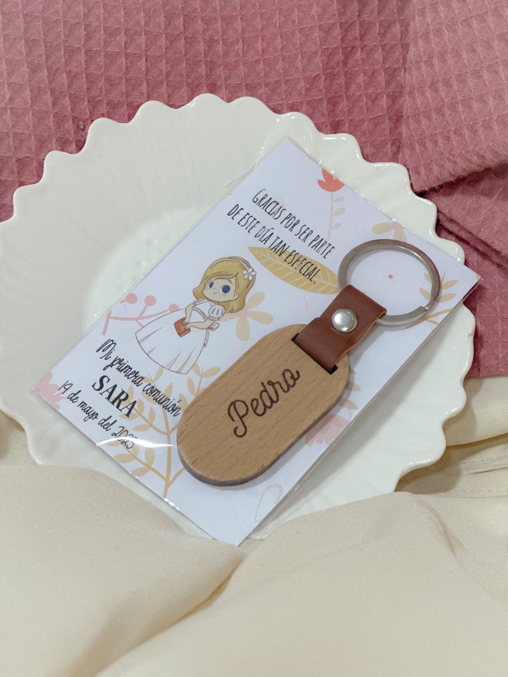 Llavero madera ovalado personalizado