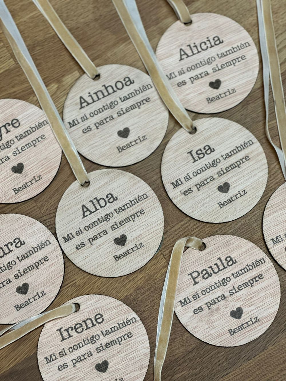 Placa de madera dedicatoria con frases